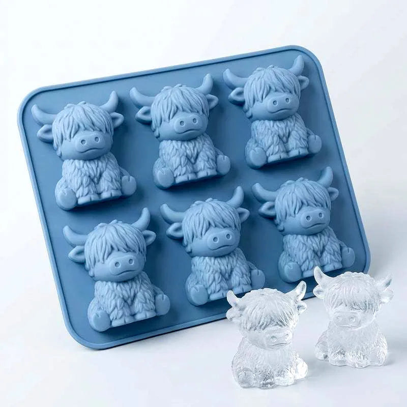 Cute Highland Cow Chocolate Ice Cube Mold Silicone Tray Cute 3D Ice for WhiskeyCocktails Beer & Drinks Reusable Silicone Molds