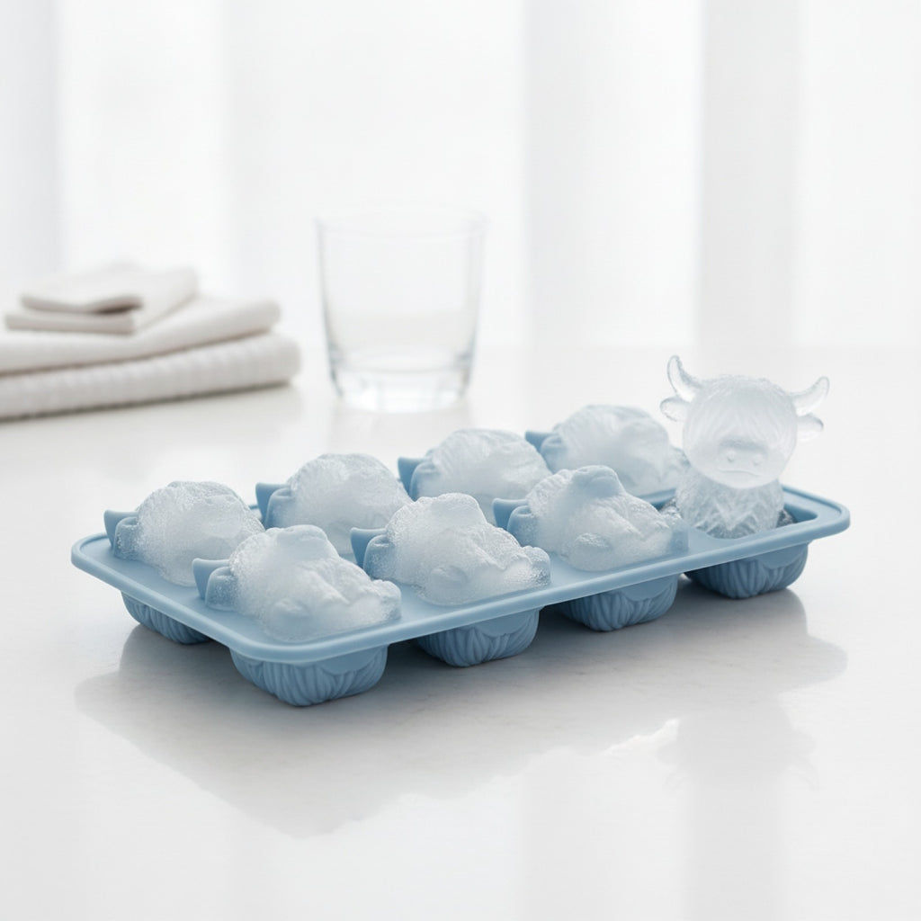 Cute Highland Cow Chocolate Ice Cube Mold Silicone Tray Cute 3D Ice for WhiskeyCocktails Beer & Drinks Reusable Silicone Molds