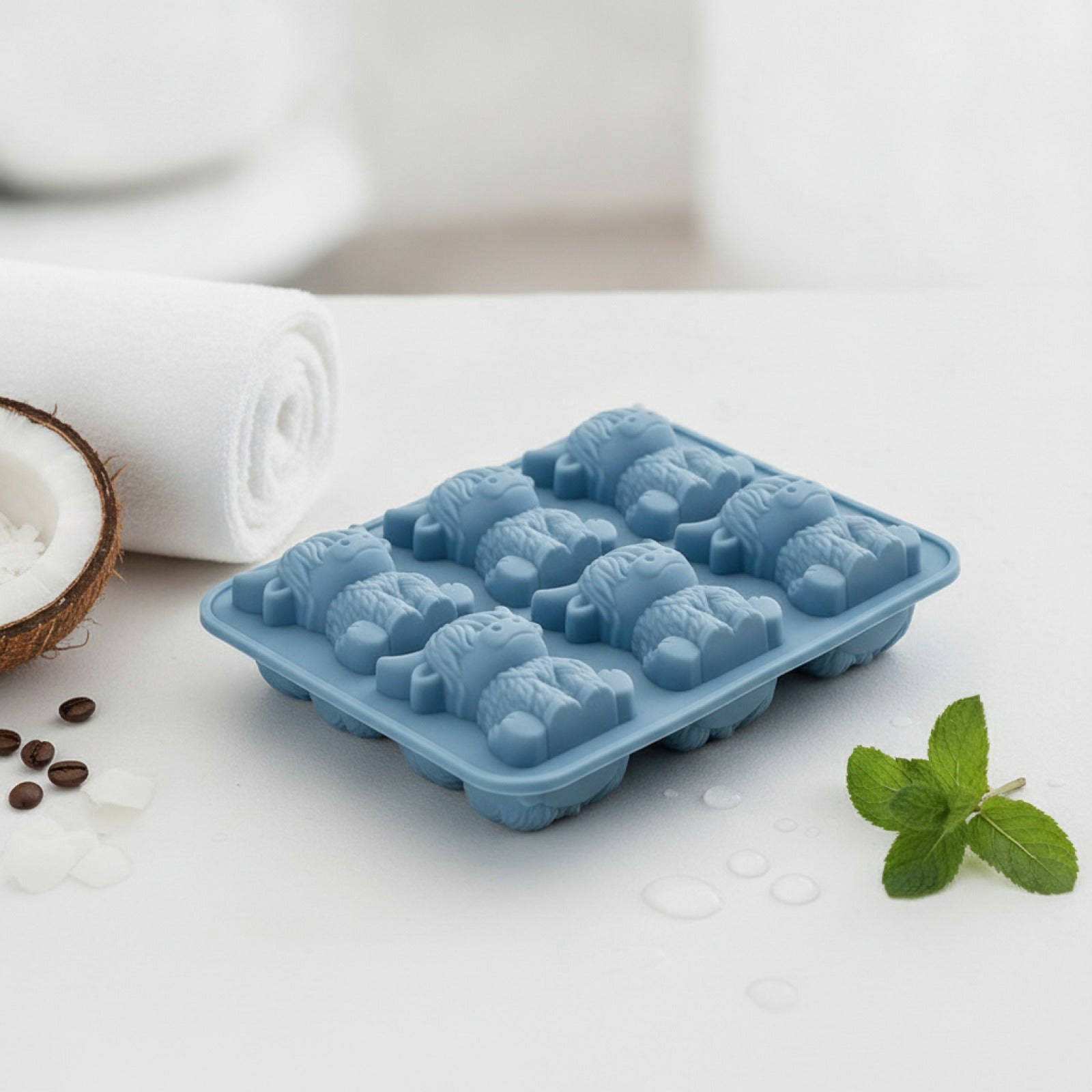 Cute Highland Cow Chocolate Ice Cube Mold Silicone Tray Cute 3D Ice for WhiskeyCocktails Beer & Drinks Reusable Silicone Molds