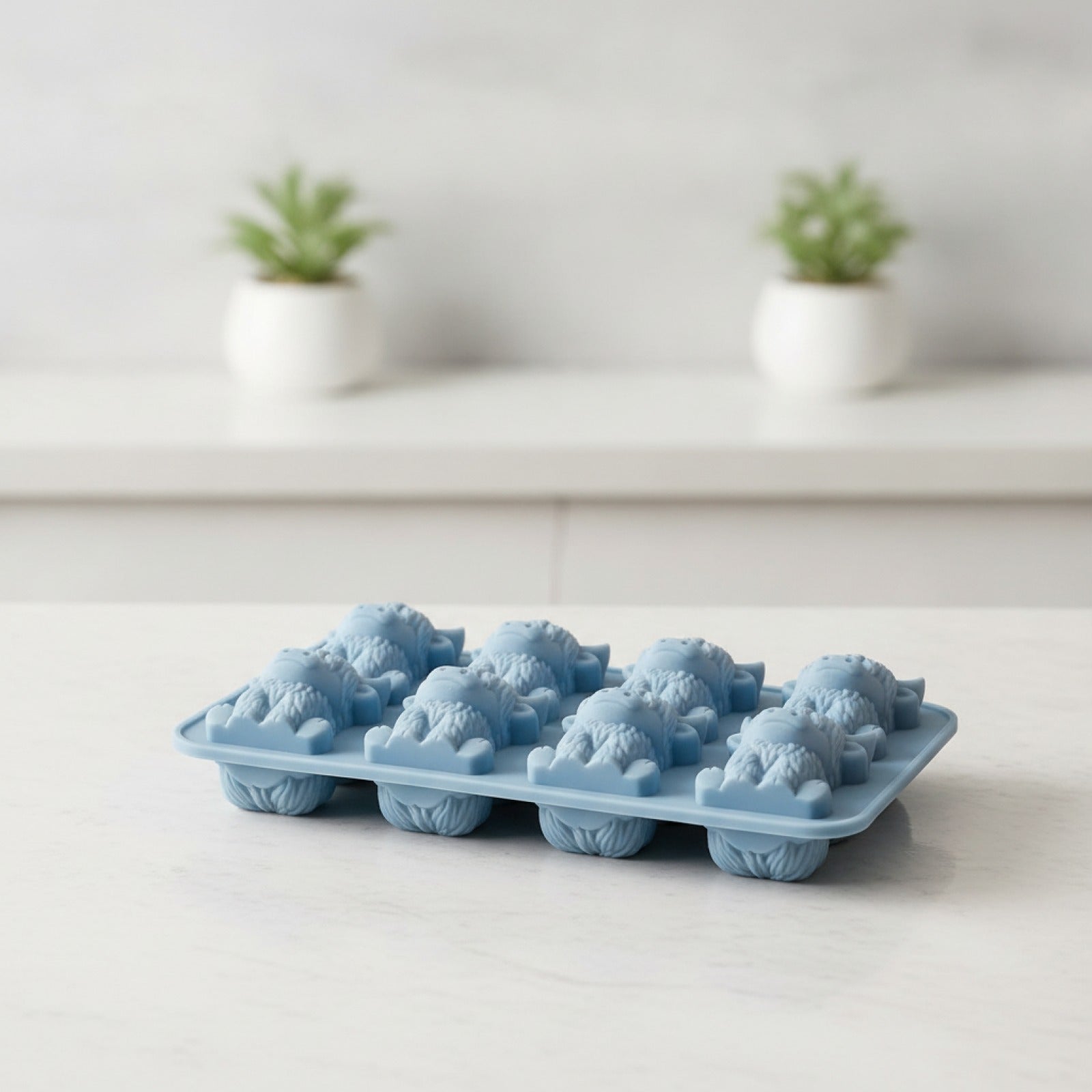 Cute Highland Cow Chocolate Ice Cube Mold Silicone Tray Cute 3D Ice for WhiskeyCocktails Beer & Drinks Reusable Silicone Molds